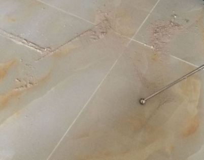 东胜瓷砖空鼓维修公司分享粘合剂选择不当在瓷砖铺贴过程中可能导致以下问题